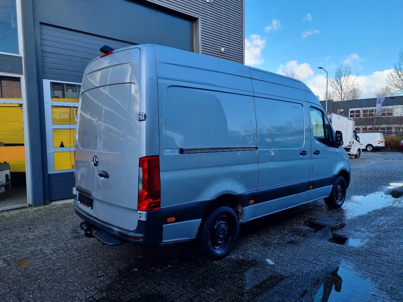 Mercedes-Benz Sprinter 316 CDI L2H2 2.2 CDI RWD Euro 6C - Furgon: obrázok 2 Mercedes-Benz Sprinter 316 CDI L2H2 2.2 CDI RWD Euro 6C - Furgon: obrázok 2
