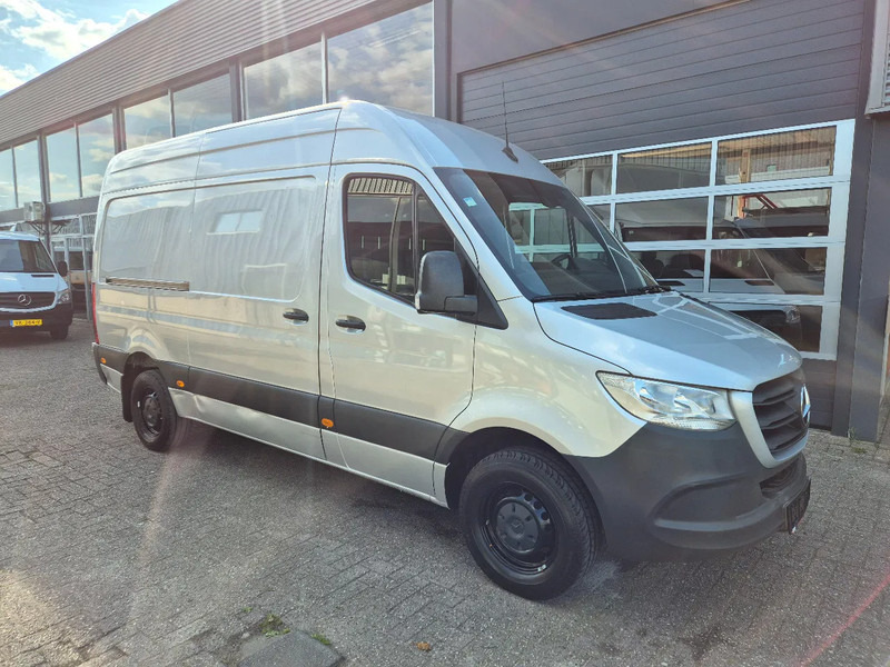Mercedes-Benz Sprinter 316 CDI L2H2 RWD Euro 6C/ Airco/ Navi - Furgon: obrázok 1 Mercedes-Benz Sprinter 316 CDI L2H2 RWD Euro 6C/ Airco/ Navi - Furgon: obrázok 1