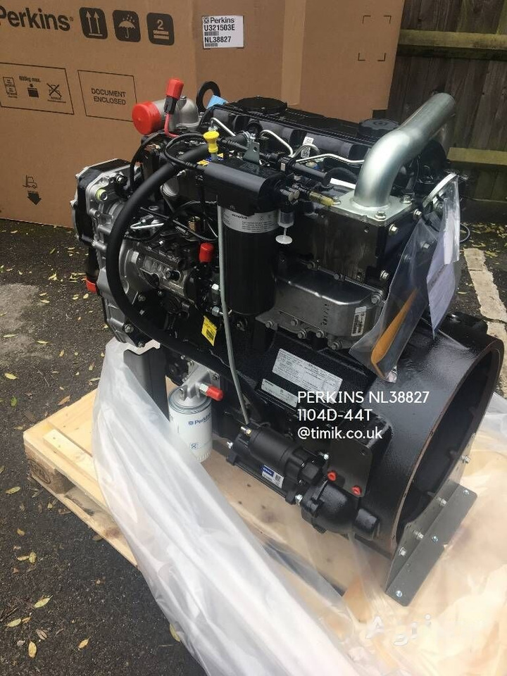 Perkins 1104D-44T NL38827 - Motor pre Traktor: obrázok 1 Perkins 1104D-44T NL38827 - Motor pre Traktor: obrázok 1