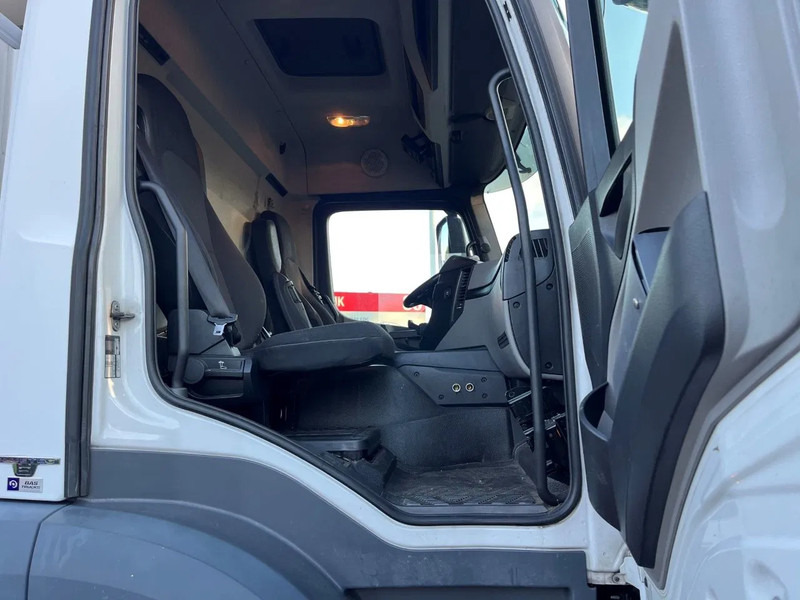 Mercedes-Benz Antos CARRIER FRIGO !! LOW KM !! - Chladirenské nákladné vozidlo: obrázok 4 Mercedes-Benz Antos CARRIER FRIGO !! LOW KM !! - Chladirenské nákladné vozidlo: obrázok 4