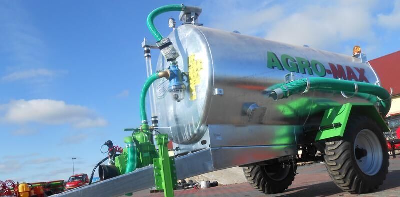AGRO-MAX Beczkowóz 5000 / Cisterna de agua de 5. - Fekálny náves: obrázok 3 AGRO-MAX Beczkowóz 5000 / Cisterna de agua de 5. - Fekálny náves: obrázok 3