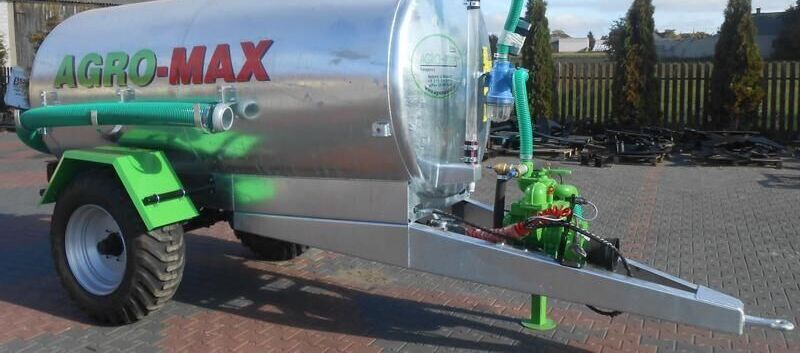 AGRO-MAX Beczkowóz 5000 / Cisterna de agua de 5. - Fekálny náves: obrázok 1 AGRO-MAX Beczkowóz 5000 / Cisterna de agua de 5. - Fekálny náves: obrázok 1