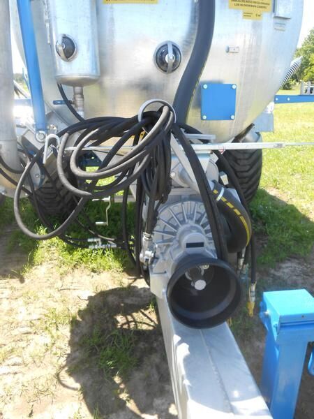 MEPROZET Güllefässer/ Slurry tank/ Beczkowóz T-528/5 (PN60/3) - Fekálny náves: obrázok 3 MEPROZET Güllefässer/ Slurry tank/ Beczkowóz T-528/5 (PN60/3) - Fekálny náves: obrázok 3