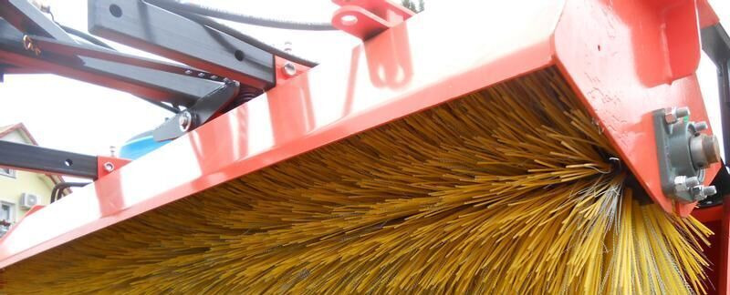 METAL-TECHNIK Zamiatarka 2m/ New Sweeper / Barredora de 2 m - Zametač pre Zametacie vozidlo: obrázok 2 METAL-TECHNIK Zamiatarka 2m/ New Sweeper / Barredora de 2 m - Zametač pre Zametacie vozidlo: obrázok 2