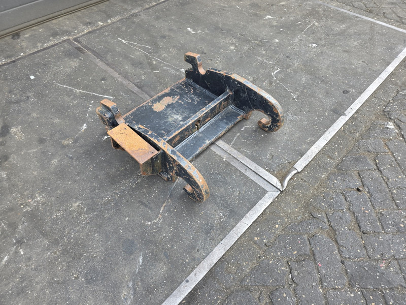 Kopplaat cw30 cw 40 adaptorplate cw30 cw40 - Rýchloupínacia zariadenia pre Stavebné stroje: obrázok 2 Kopplaat cw30 cw 40 adaptorplate cw30 cw40 - Rýchloupínacia zariadenia pre Stavebné stroje: obrázok 2