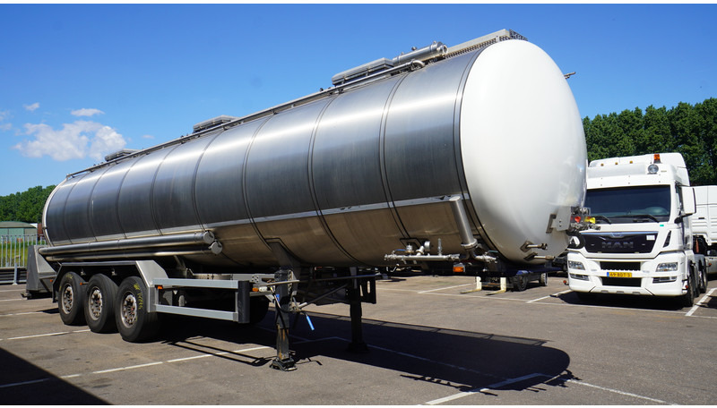 Burg 3 AXLE FOOD TRAILER 38.000 LTR - Cisternový náves: obrázok 3 Burg 3 AXLE FOOD TRAILER 38.000 LTR - Cisternový náves: obrázok 3