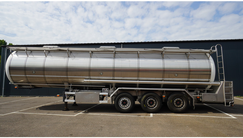 Burg 3 AXLE FOOD TRAILER 38.200LTR - Cisternový náves: obrázok 1 Burg 3 AXLE FOOD TRAILER 38.200LTR - Cisternový náves: obrázok 1