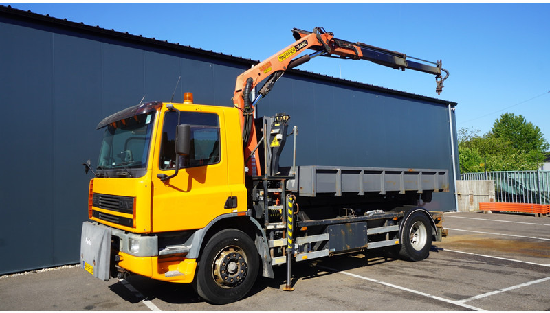 DAF CF 65.210 HOOKARM SYSTEM WITH PALFINGER PK 9501 CRANE - Auto s hydraulickou rukou: obrázok 2 DAF CF 65.210 HOOKARM SYSTEM WITH PALFINGER PK 9501 CRANE - Auto s hydraulickou rukou: obrázok 2