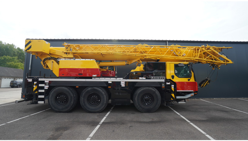 Liebherr LTM 1050-3.1 6X4X6 WITH JIB VARIOBASE - Auto s hydraulickou rukou: obrázok 2 Liebherr LTM 1050-3.1 6X4X6 WITH JIB VARIOBASE - Auto s hydraulickou rukou: obrázok 2