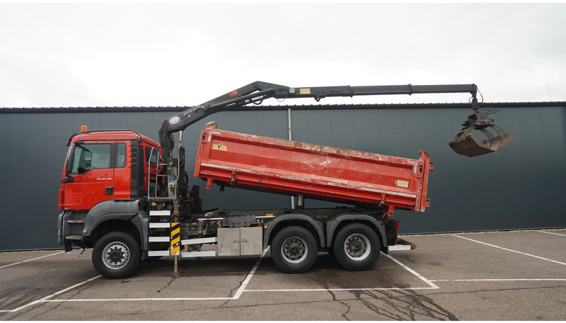 MAN TGS 28.400 6X6 2 SIDE TIPPER WITH HMF 1643 CRANE 376.400KM - Auto s hydraulickou rukou: obrázok 1 MAN TGS 28.400 6X6 2 SIDE TIPPER WITH HMF 1643 CRANE 376.400KM - Auto s hydraulickou rukou: obrázok 1