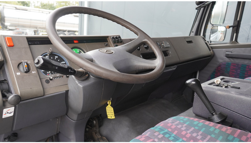 Mercedes-Benz 814 MACHINE TRANSPORTER EURO 2 409.000KM - Nákladné auto: obrázok 5 Mercedes-Benz 814 MACHINE TRANSPORTER EURO 2 409.000KM - Nákladné auto: obrázok 5