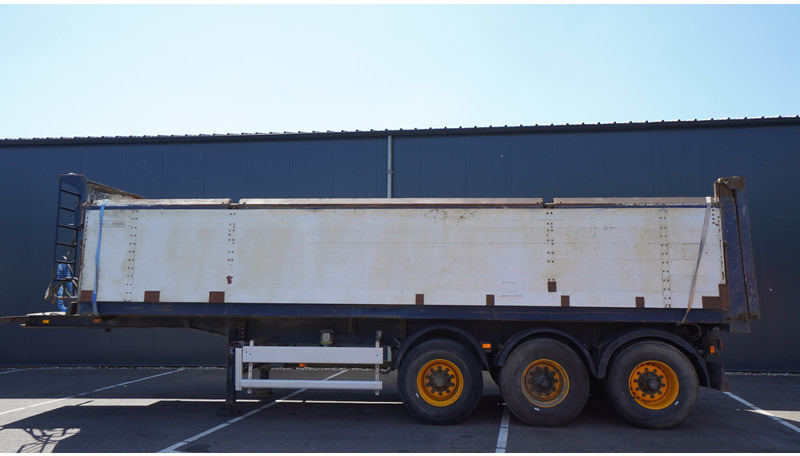 Renders 3 AXLE TIPPER TRAILER - Náves sklápěcí: obrázok 1 Renders 3 AXLE TIPPER TRAILER - Náves sklápěcí: obrázok 1