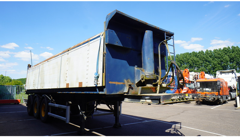 Renders 3 AXLE TIPPER TRAILER - Náves sklápěcí: obrázok 3 Renders 3 AXLE TIPPER TRAILER - Náves sklápěcí: obrázok 3