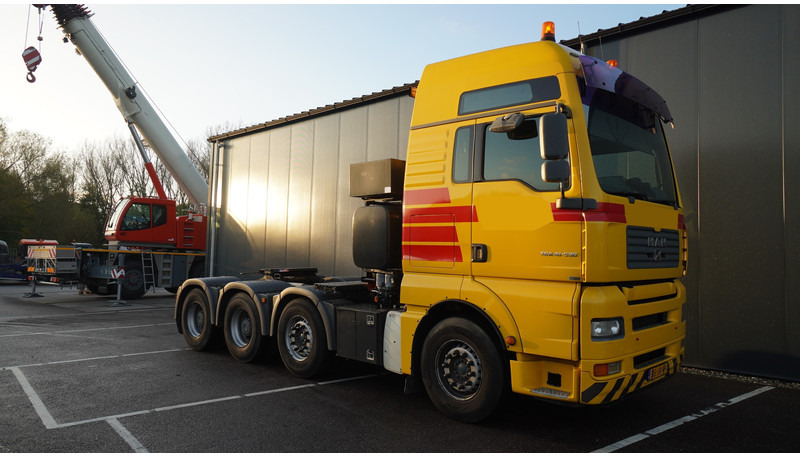MAN TGA 41.530 8X4 160 TON'S RETARDER 283.000KM - Ťahač: obrázok 4 MAN TGA 41.530 8X4 160 TON'S RETARDER 283.000KM - Ťahač: obrázok 4