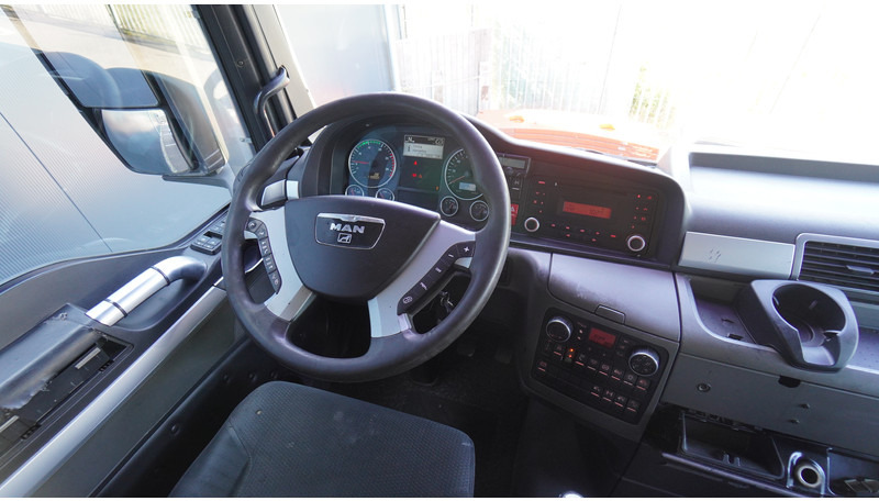 MAN TGX 33.480 6X4 EURO 5 MANUAL GEARBOX - Ťahač: obrázok 5 MAN TGX 33.480 6X4 EURO 5 MANUAL GEARBOX - Ťahač: obrázok 5