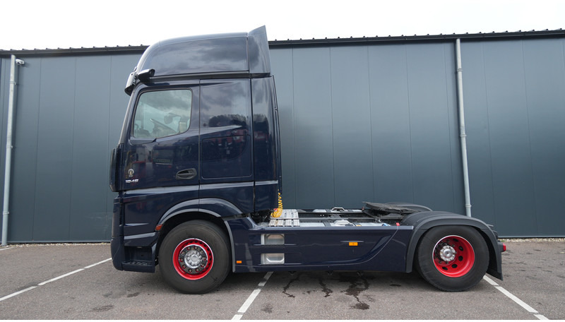 Mercedes-Benz ACTROS 1945 GIGASPACE 684.000KM - Ťahač: obrázok 1 Mercedes-Benz ACTROS 1945 GIGASPACE 684.000KM - Ťahač: obrázok 1
