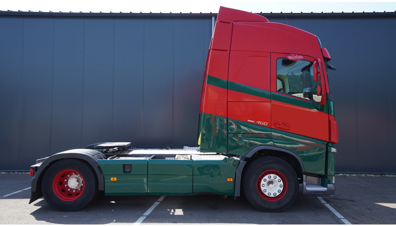 Volvo FH 460 EURO 6 GLOBETROTTER - Ťahač: obrázok 2 Volvo FH 460 EURO 6 GLOBETROTTER - Ťahač: obrázok 2
