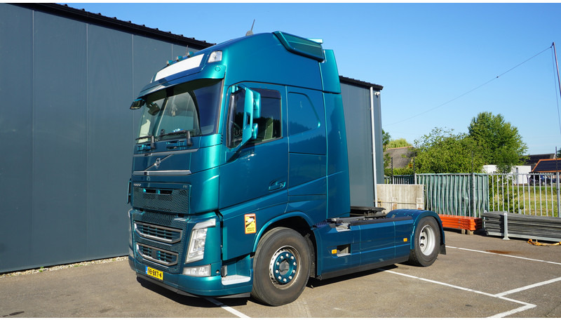 Volvo FH 460 GLOBETROTTER EURO 6 - Ťahač: obrázok 3 Volvo FH 460 GLOBETROTTER EURO 6 - Ťahač: obrázok 3
