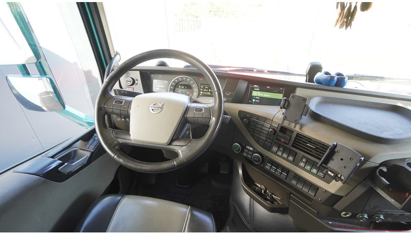 Volvo FH 460 GLOBETROTTER EURO 6 - Ťahač: obrázok 5 Volvo FH 460 GLOBETROTTER EURO 6 - Ťahač: obrázok 5