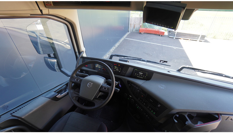 Volvo FH420 6X2 ADR EURO 6 - Ťahač: obrázok 5 Volvo FH420 6X2 ADR EURO 6 - Ťahač: obrázok 5