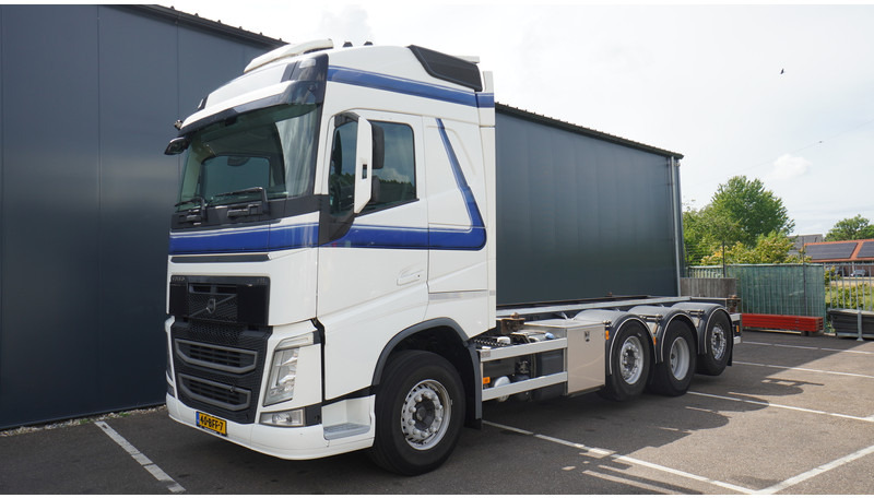 Volvo FH 460 8X2 20 FT CONTAINER TRANSPORT TRUCK - Kontejnérový podvozek/ Výměnná nástavba: obrázok 3 Volvo FH 460 8X2 20 FT CONTAINER TRANSPORT TRUCK - Kontejnérový podvozek/ Výměnná nástavba: obrázok 3