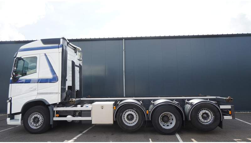 Volvo FH 460 8X2 20 FT CONTAINER TRANSPORT TRUCK - Kontejnérový podvozek/ Výměnná nástavba: obrázok 1 Volvo FH 460 8X2 20 FT CONTAINER TRANSPORT TRUCK - Kontejnérový podvozek/ Výměnná nástavba: obrázok 1