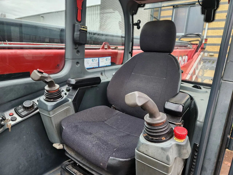MAGNI RTH5.39S, 39m,8807H, 5000kg, 2016, Airco, Remote, Like new - Nakladač: obrázok 3 MAGNI RTH5.39S, 39m,8807H, 5000kg, 2016, Airco, Remote, Like new - Nakladač: obrázok 3