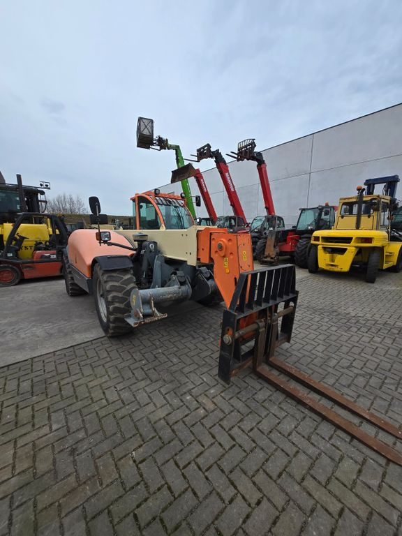 Manitou JLG 3513 - Teleskopický nakladač: obrázok 5 Manitou JLG 3513 - Teleskopický nakladač: obrázok 5