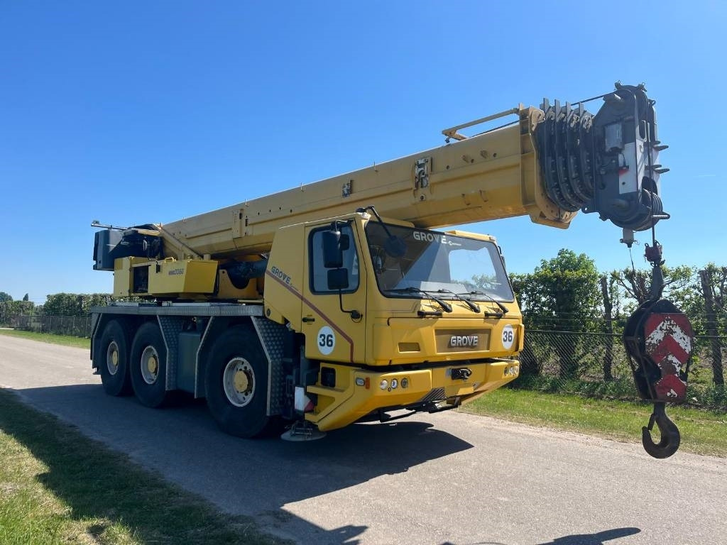 Grove GMK 3055 - Žeriav pre všetky terény: obrázok 1 Grove GMK 3055 - Žeriav pre všetky terény: obrázok 1
