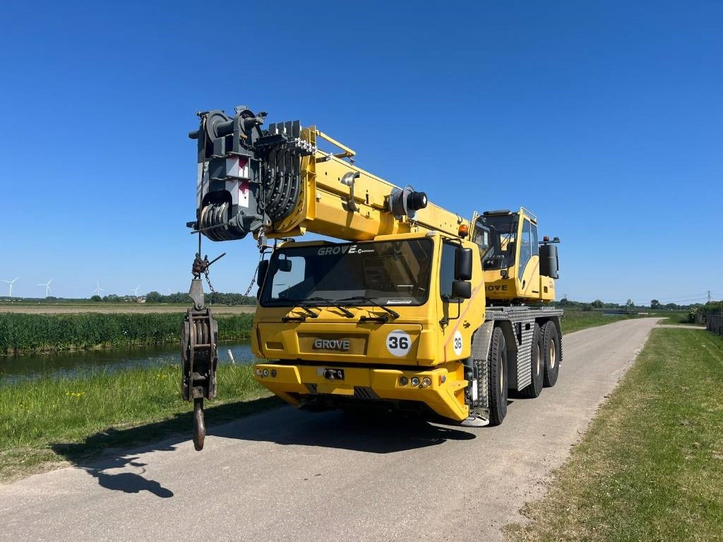 Grove GMK 3055 - Žeriav pre všetky terény: obrázok 2 Grove GMK 3055 - Žeriav pre všetky terény: obrázok 2
