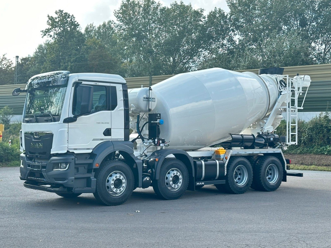 MAN TGS 32.440 8x4 / Euromix MTP EM 9 L - Domiešavač: obrázok 1 MAN TGS 32.440 8x4 / Euromix MTP EM 9 L - Domiešavač: obrázok 1