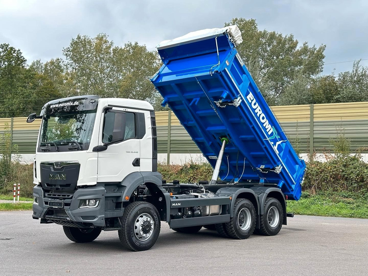 Sklápač MAN TGS 33.440 6x6 /Euro6 3-Seiten-Kipper EuromixMTP: obrázok 9