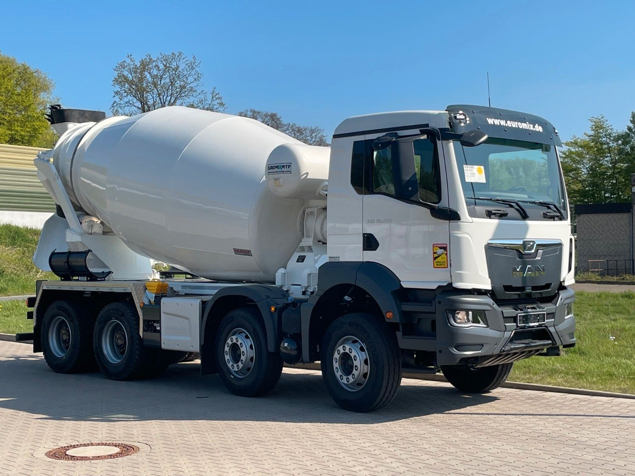 MAN TGS 35.520 8x4 /Euro6e EuromixMTP EM 10 L - Domiešavač: obrázok 1 MAN TGS 35.520 8x4 /Euro6e EuromixMTP EM 10 L - Domiešavač: obrázok 1
