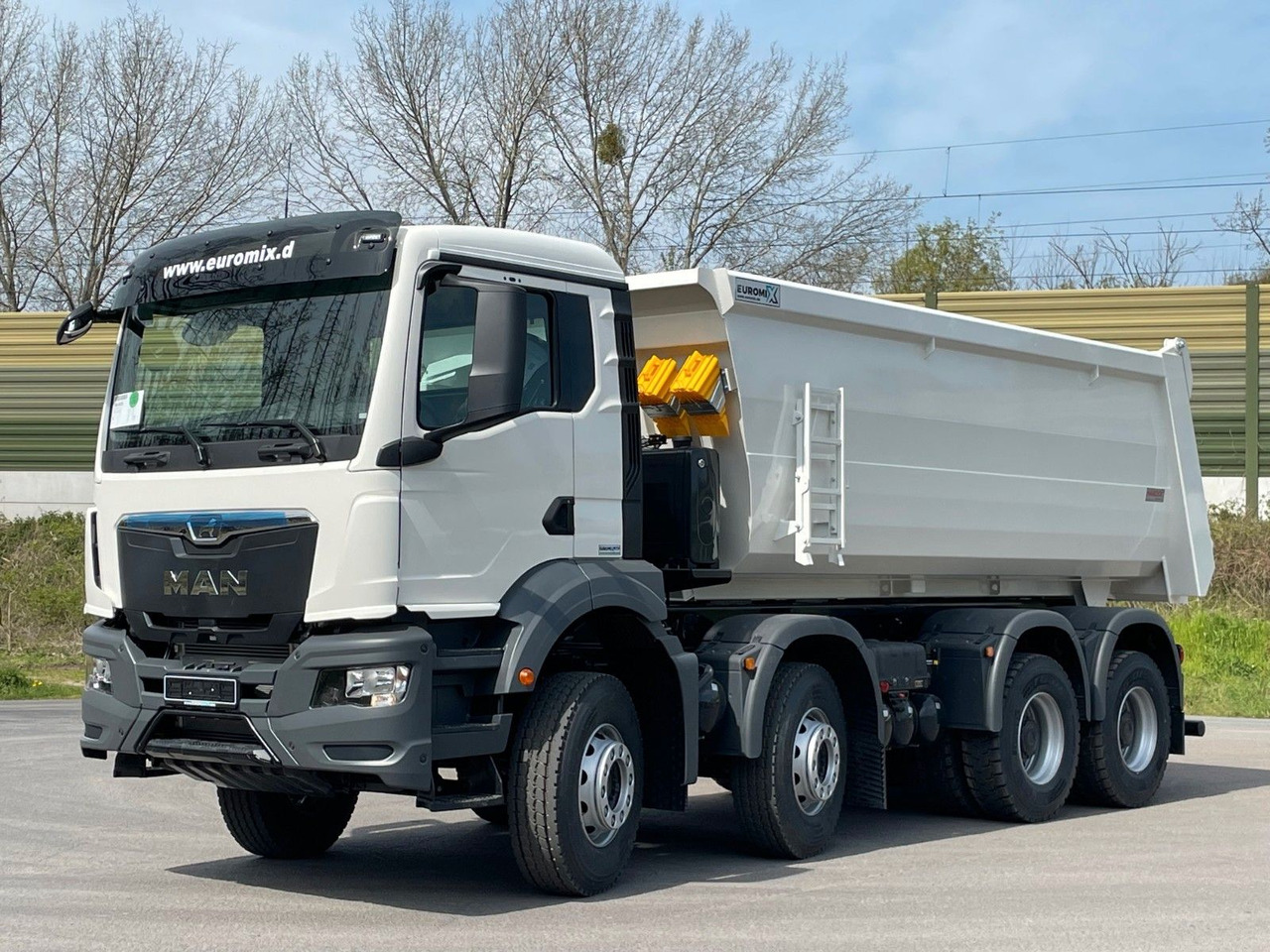 MAN TGS 41.400 8x4 / EUROMIX MTP 20m³/ EURO2 Kipper - Sklápač: obrázok 2 MAN TGS 41.400 8x4 / EUROMIX MTP 20m³/ EURO2 Kipper - Sklápač: obrázok 2