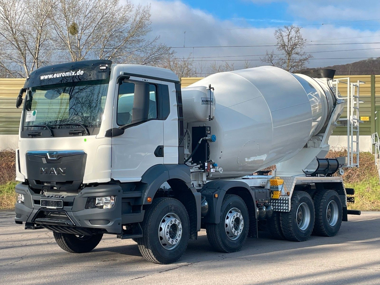 MAN TGS 41.400 8x4 / EuromixMTP EM 12m³ R / EURO 2 MAN TGS 41.400 8x4 / EuromixMTP EM 12m³ R / EURO 2 - Domiešavač: obrázok 2 MAN TGS 41.400 8x4 / EuromixMTP EM 12m³ R / EURO 2 MAN TGS 41.400 8x4 / EuromixMTP EM 12m³ R / EURO 2 - Domiešavač: obrázok 2