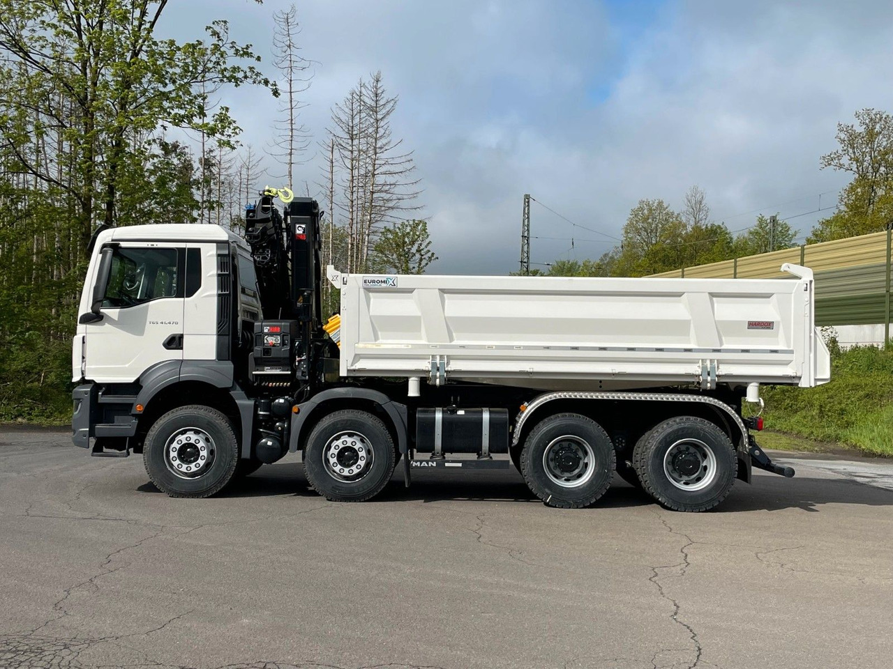 MAN TGS 41.480 8x4/Euro6e Euromix Kipper Hiab 228-6 - Sklápač, Auto s hydraulickou rukou: obrázok 4 MAN TGS 41.480 8x4/Euro6e Euromix Kipper Hiab 228-6 - Sklápač, Auto s hydraulickou rukou: obrázok 4