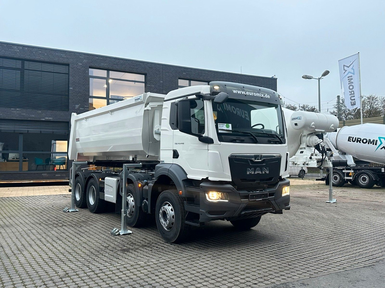 MAN TGS 41.480 8x4 WECHSELSYSTEM KIPPER+MISCHER - Domiešavač: obrázok 2 MAN TGS 41.480 8x4 WECHSELSYSTEM KIPPER+MISCHER - Domiešavač: obrázok 2