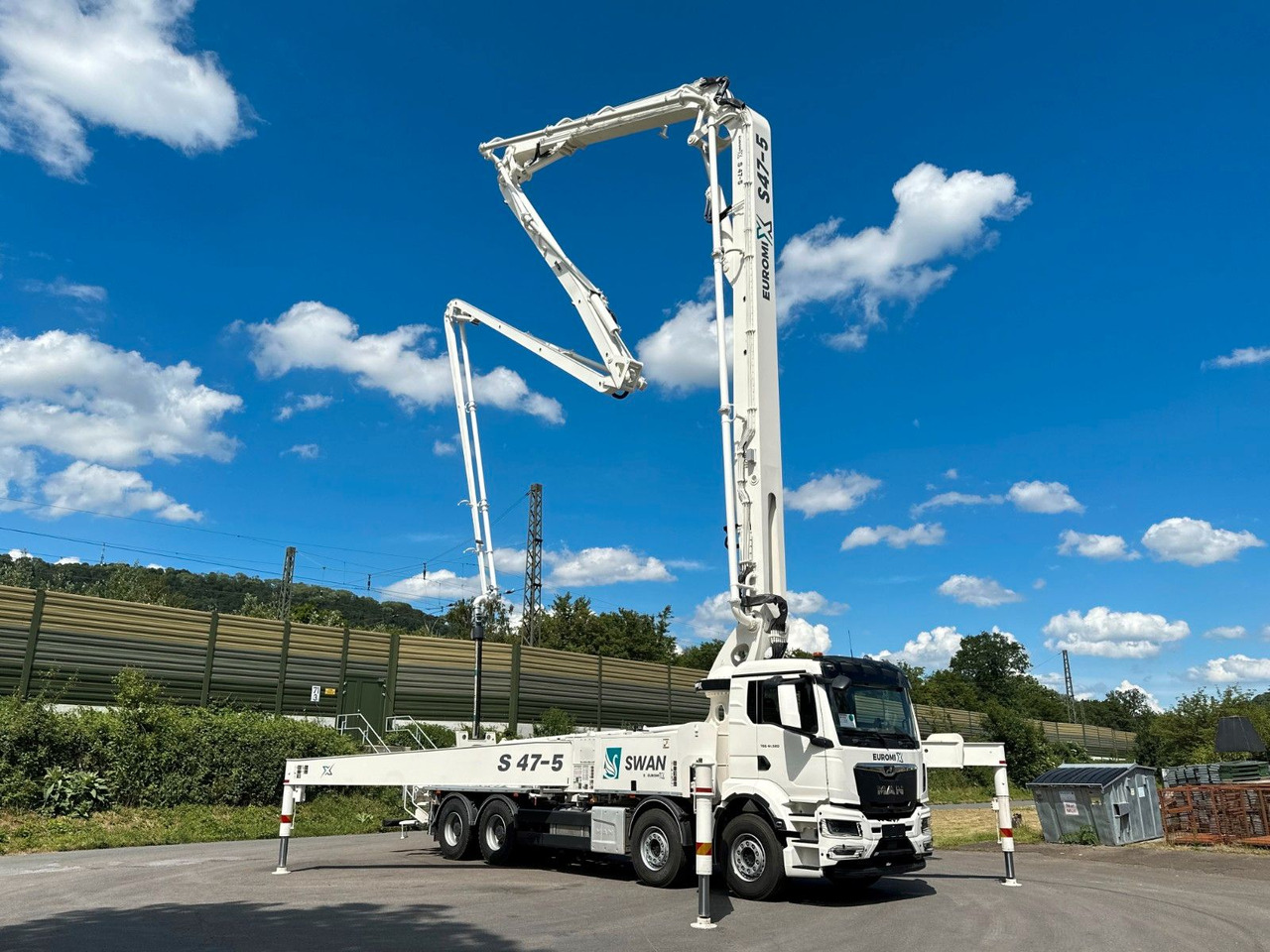 MAN TGS 41.520 8x4 SWAN TSP 47-5 160RZ ( 47m ) - Domiešavač: obrázok 2 MAN TGS 41.520 8x4 SWAN TSP 47-5 160RZ ( 47m ) - Domiešavač: obrázok 2