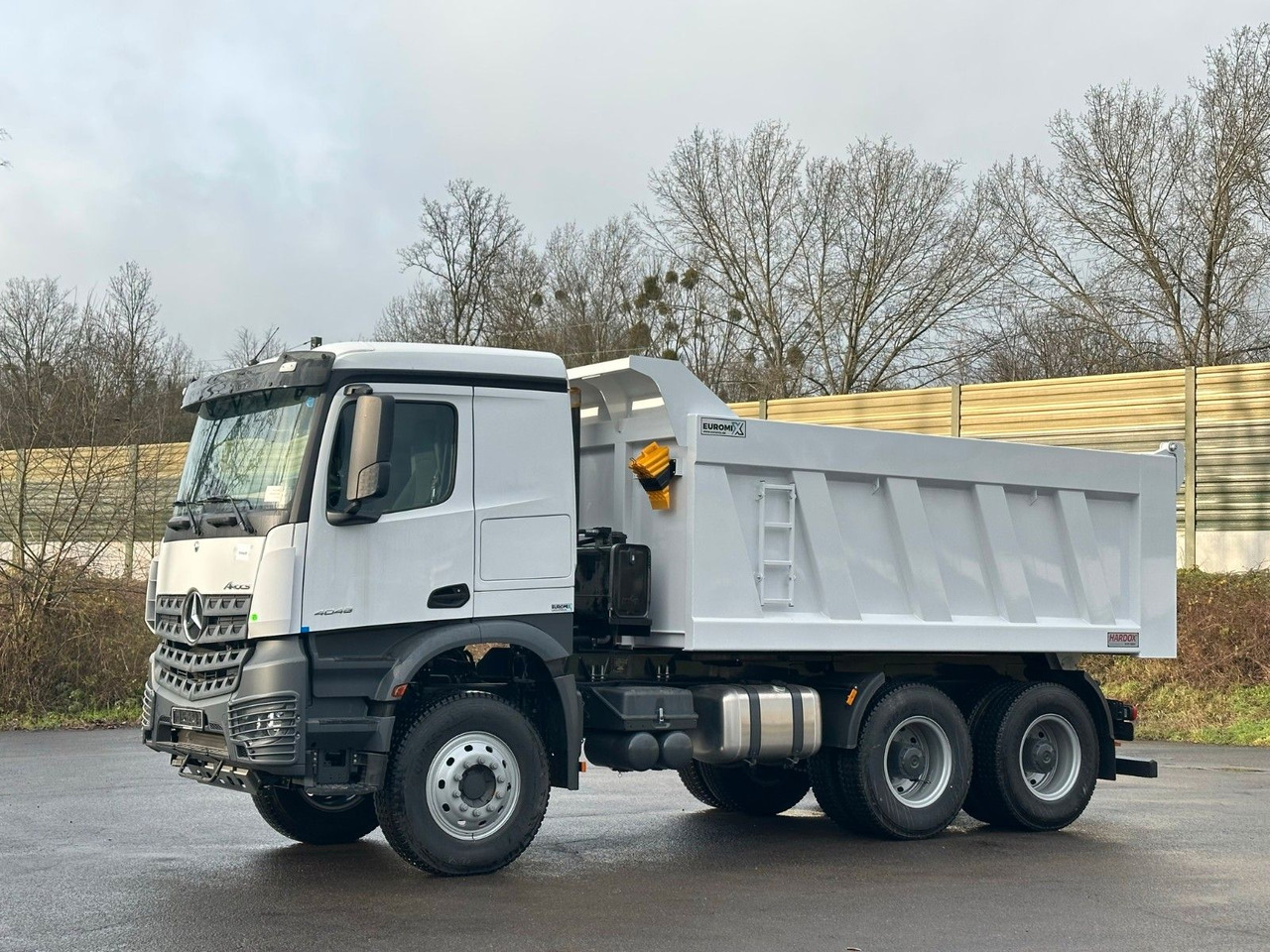 Mercedes-Benz 4048 6X4 Arcos 5 EuromixMTP Dumper Kipper - Sklápač: obrázok 4 Mercedes-Benz 4048 6X4 Arcos 5 EuromixMTP Dumper Kipper - Sklápač: obrázok 4