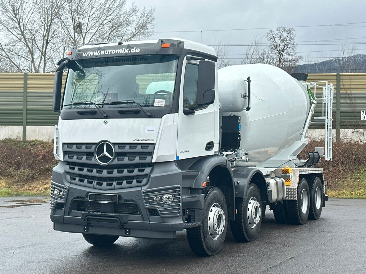 Mercedes-Benz AROCS 5 4242 8x4 Euro5 EuromixMTP EM 12m R - Domiešavač: obrázok 2 Mercedes-Benz AROCS 5 4242 8x4 Euro5 EuromixMTP EM 12m R - Domiešavač: obrázok 2