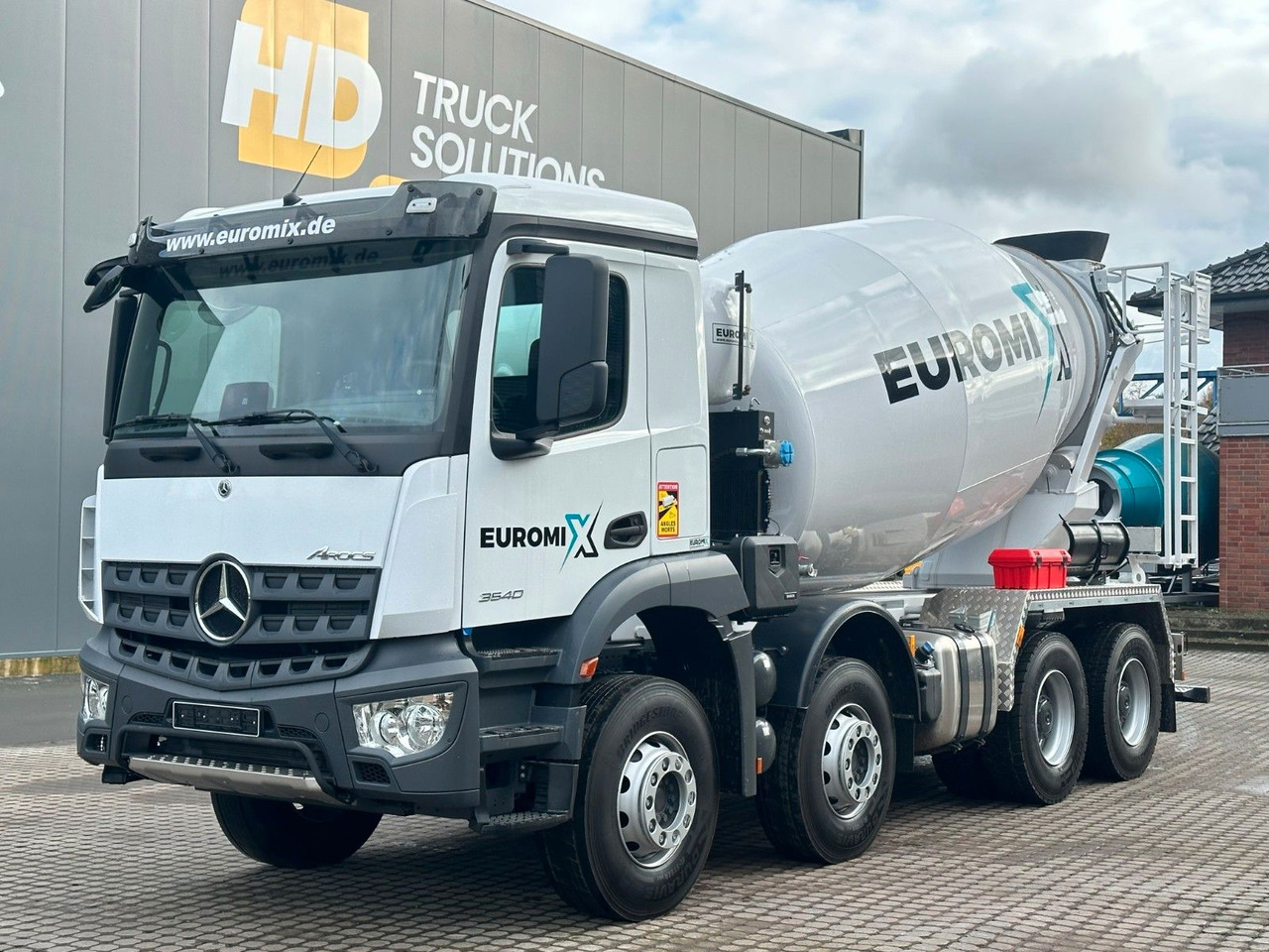 Mercedes-Benz Arocs 5 3540 8x4 EURO 6e EuromixMTP EM 9 L - Domiešavač: obrázok 2 Mercedes-Benz Arocs 5 3540 8x4 EURO 6e EuromixMTP EM 9 L - Domiešavač: obrázok 2