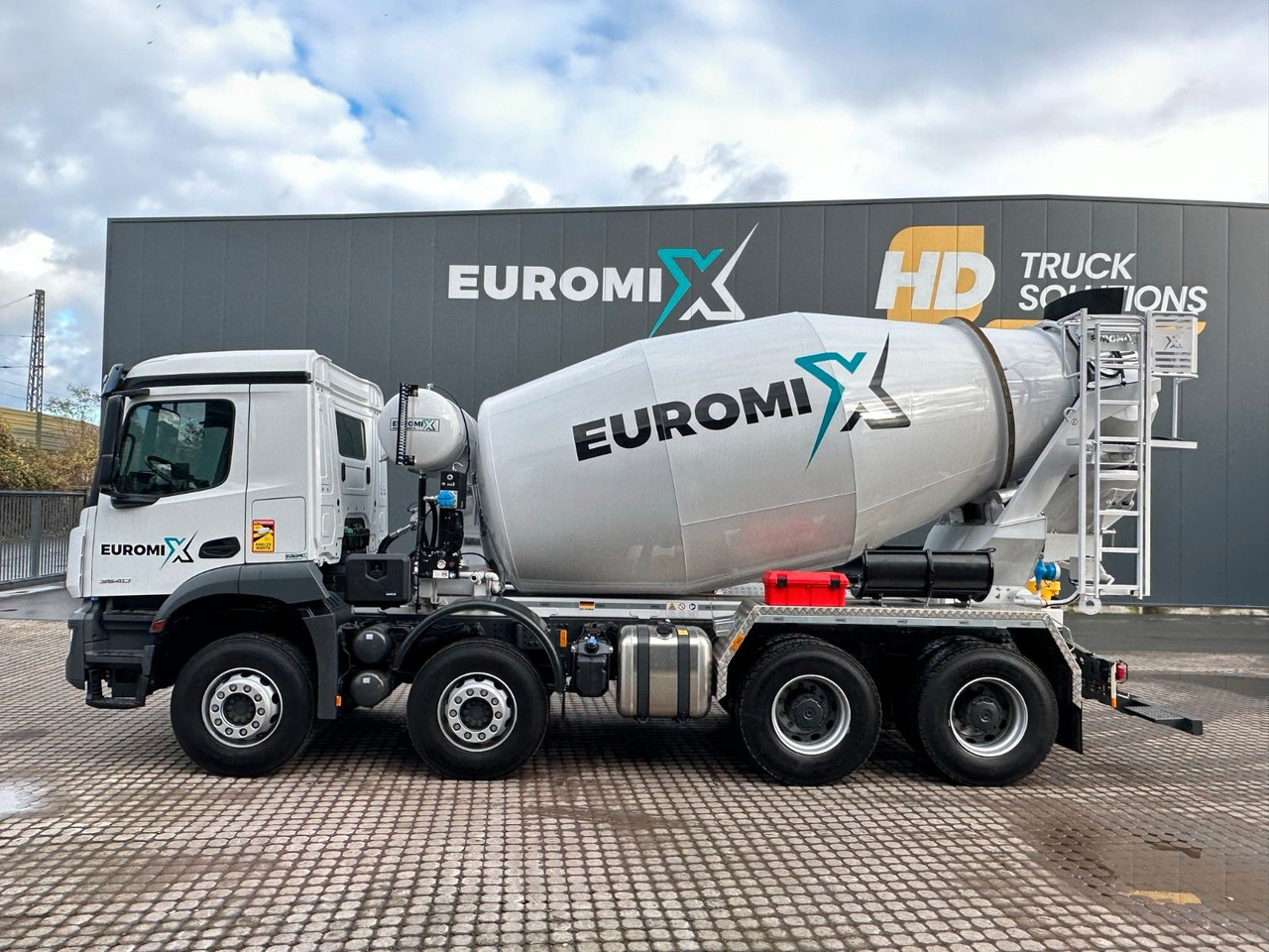Mercedes-Benz Arocs 5 3540 8x4 EURO 6e EuromixMTP EM 9 L - Domiešavač: obrázok 3 Mercedes-Benz Arocs 5 3540 8x4 EURO 6e EuromixMTP EM 9 L - Domiešavač: obrázok 3