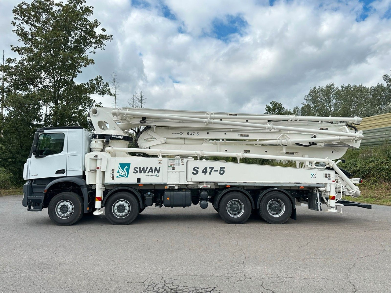 Mercedes-Benz Arocs 5 4142 8x4 SWAN TSP 47-5 160RZ ( 47m ) - Autočerpadlo: obrázok 4 Mercedes-Benz Arocs 5 4142 8x4 SWAN TSP 47-5 160RZ ( 47m ) - Autočerpadlo: obrázok 4