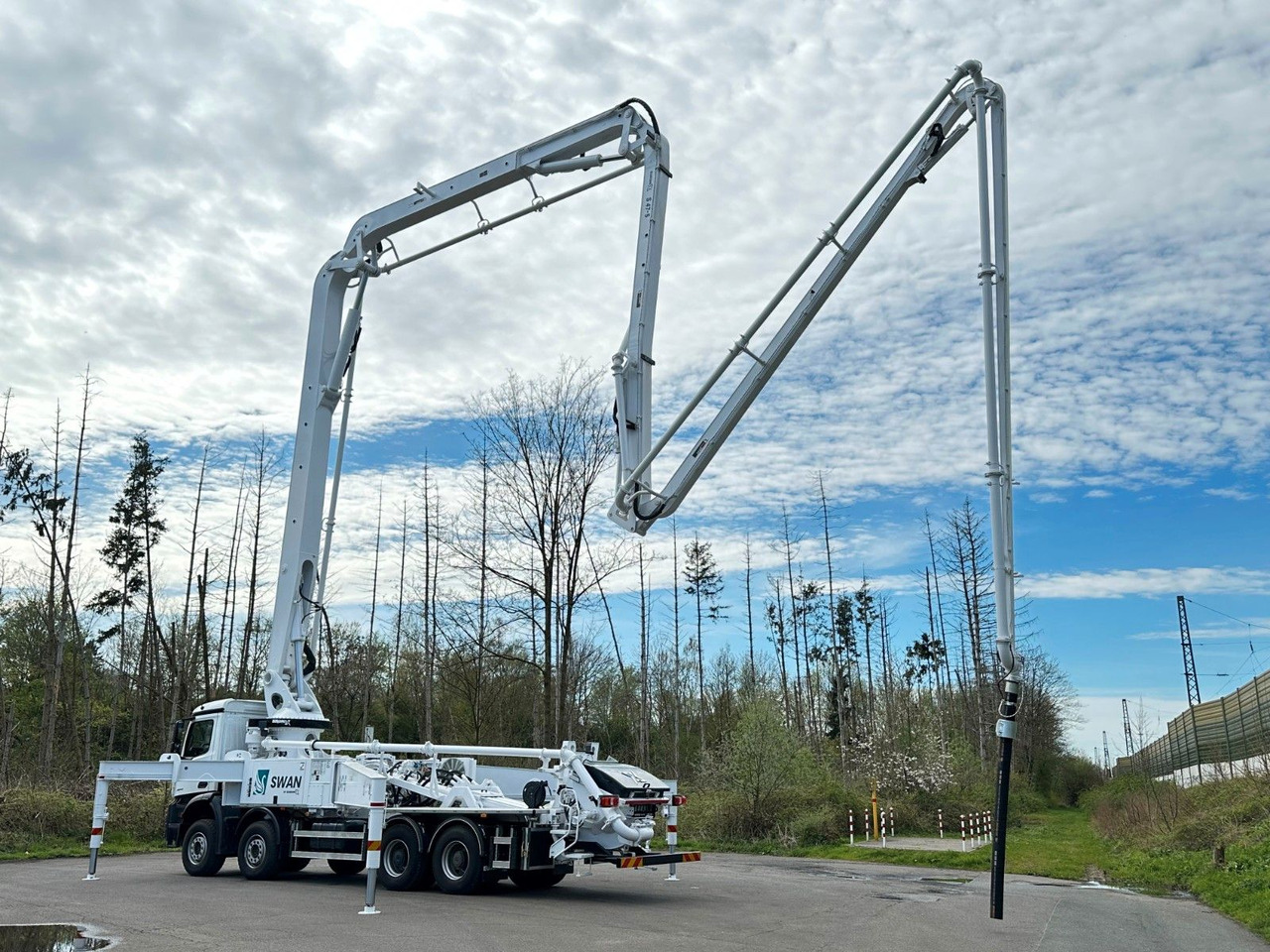 Mercedes-Benz Arocs 5 4542 8x4 SWAN TSP 47-5 160RZ ( 47m ) - Autočerpadlo: obrázok 5 Mercedes-Benz Arocs 5 4542 8x4 SWAN TSP 47-5 160RZ ( 47m ) - Autočerpadlo: obrázok 5