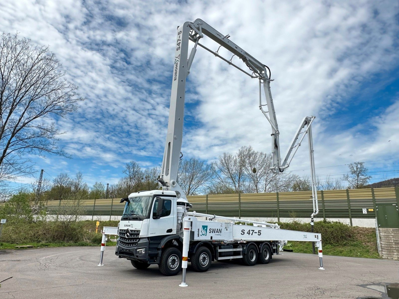 Mercedes-Benz Arocs 5 4542 8x4 SWAN TSP 47-5 160RZ ( 47m ) - Autočerpadlo: obrázok 1 Mercedes-Benz Arocs 5 4542 8x4 SWAN TSP 47-5 160RZ ( 47m ) - Autočerpadlo: obrázok 1
