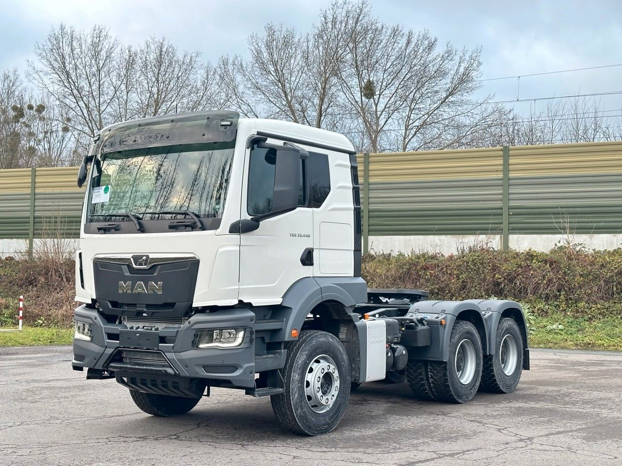 MAN TGS 33.440 BBS 6X4 EUROMIX MTP Kipper-Auflieger - Ťahač: obrázok 1 MAN TGS 33.440 BBS 6X4 EUROMIX MTP Kipper-Auflieger - Ťahač: obrázok 1