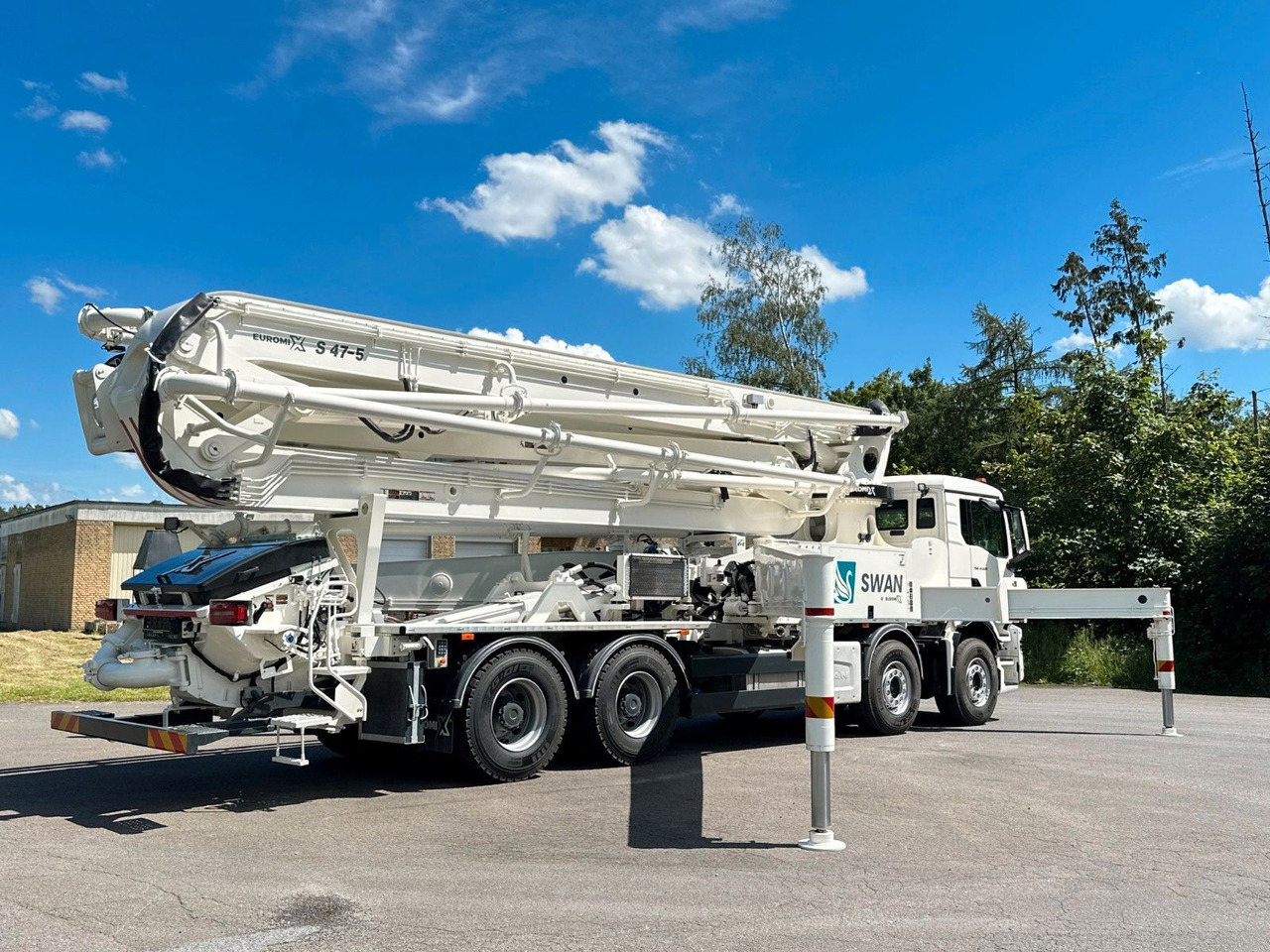 Volvo FMX 500 8x4 SWAN 47m Betonpumpe EuromixMTP - Autočerpadlo: obrázok 4 Volvo FMX 500 8x4 SWAN 47m Betonpumpe EuromixMTP - Autočerpadlo: obrázok 4