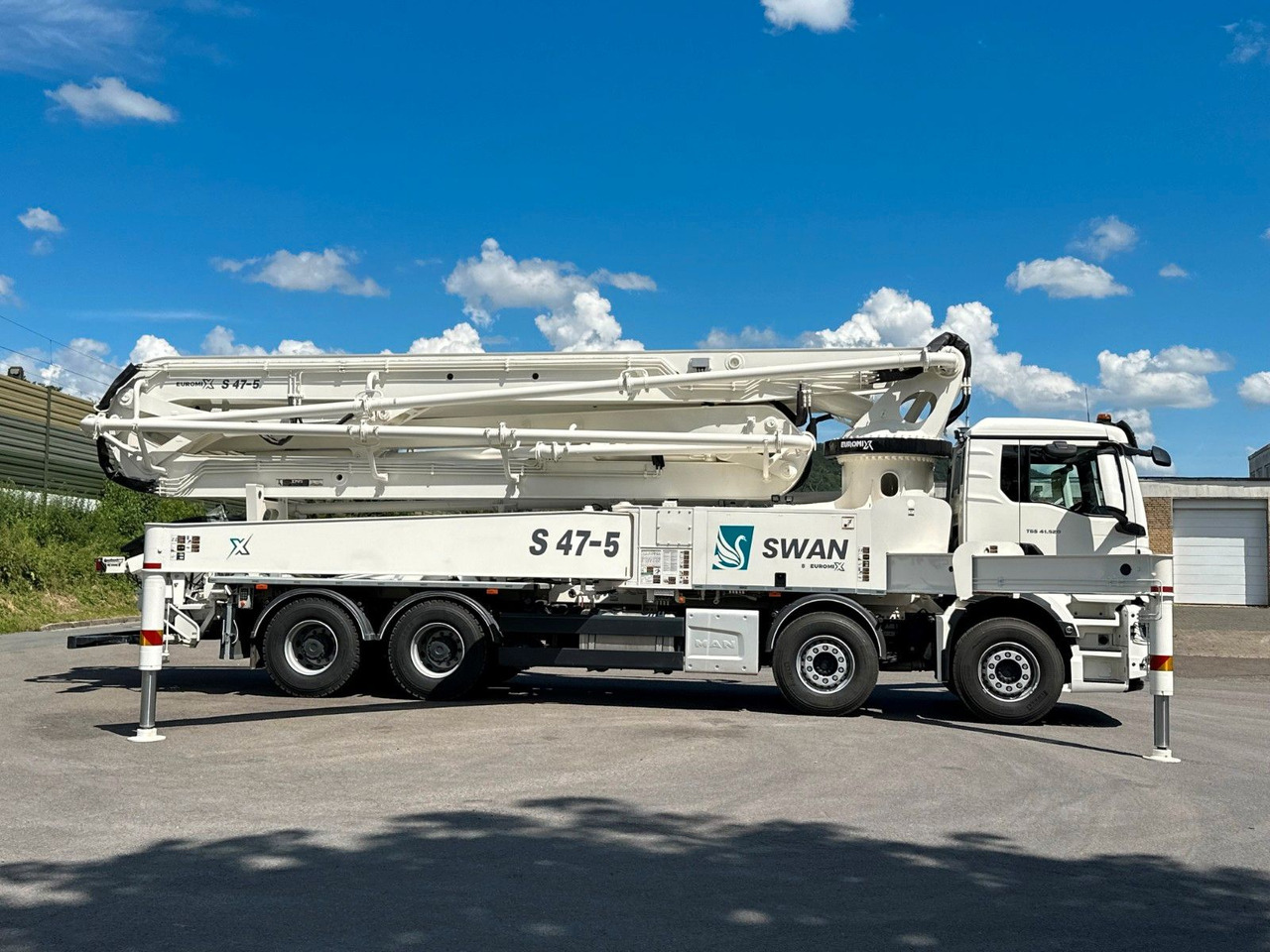 Volvo FMX 500 8x4 SWAN 47m Betonpumpe EuromixMTP - Autočerpadlo: obrázok 3 Volvo FMX 500 8x4 SWAN 47m Betonpumpe EuromixMTP - Autočerpadlo: obrázok 3