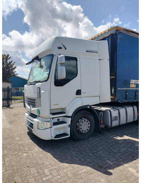 Renault Premium 460.19T 24G ID 7.28 - Ťahač: obrázok 2 Renault Premium 460.19T 24G ID 7.28 - Ťahač: obrázok 2