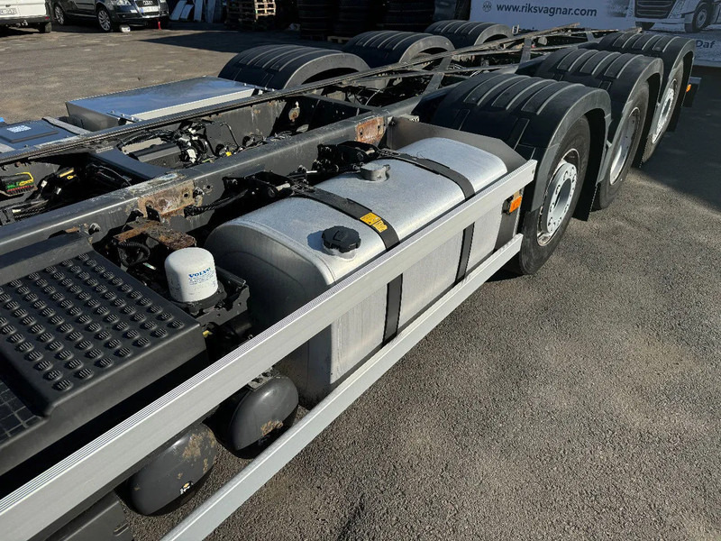 Volvo FH 540 8x2*4, ADR, Euro 6, Chassi (former Tank-truck), 2018 - Podvozek s kabinou: obrázok 4 Volvo FH 540 8x2*4, ADR, Euro 6, Chassi (former Tank-truck), 2018 - Podvozek s kabinou: obrázok 4